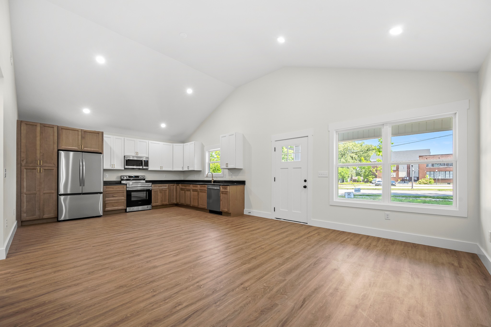 208 Decherd Street, W Tullahoma TN 37388