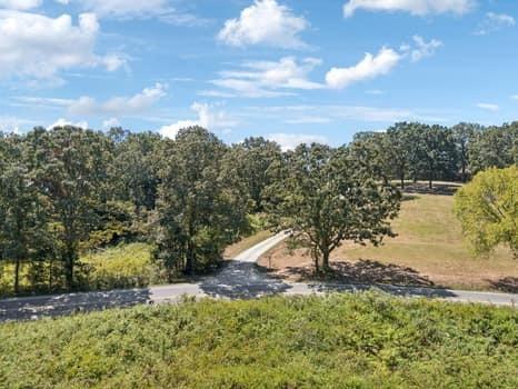 90 Gauging Station Lane Hurricane Mills TN 37078