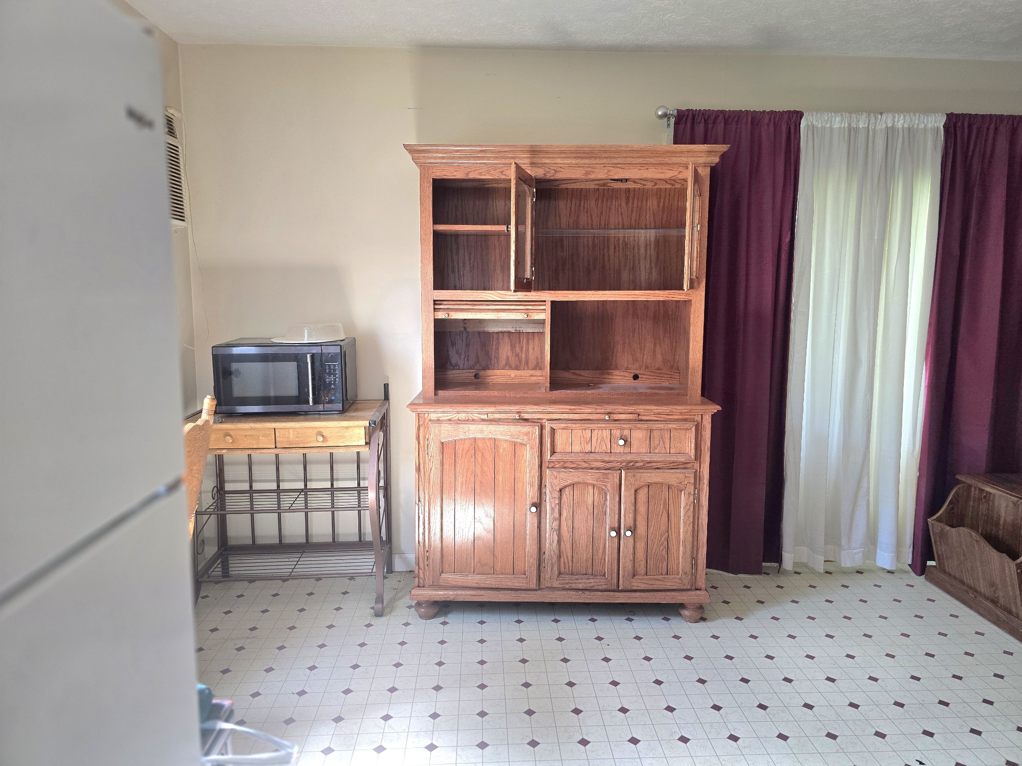 1833 New Hope Road Cadiz KY 42211