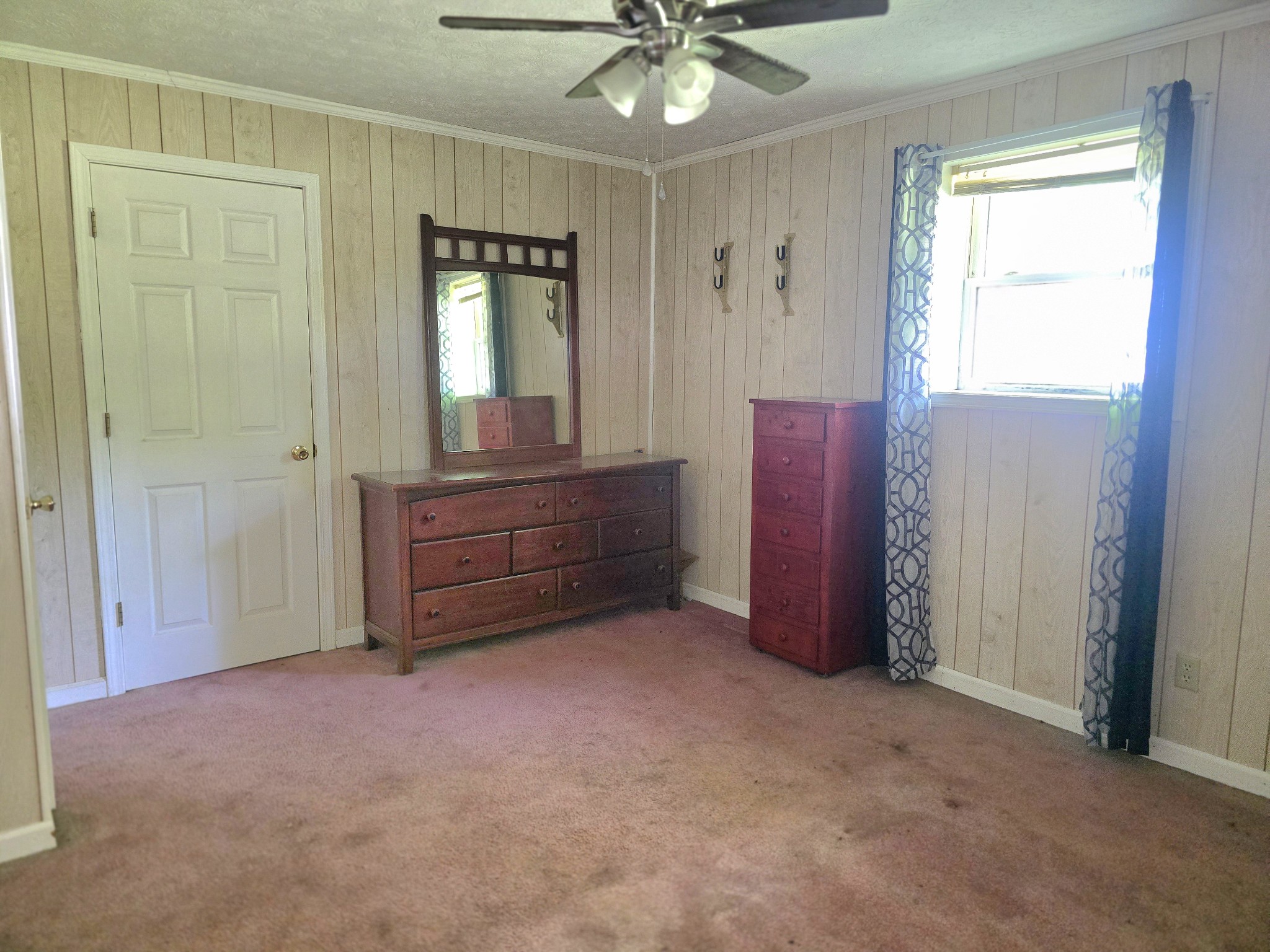 1833 New Hope Road Cadiz KY 42211