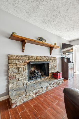 824 Driftwood Drive Lobelville TN 37097