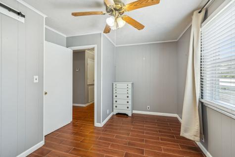 824 Driftwood Drive Lobelville TN 37097