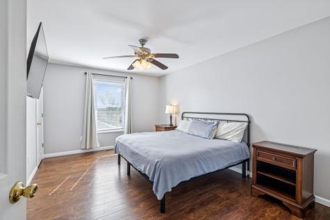 824 Driftwood Drive Lobelville TN 37097