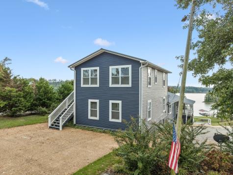 824 Driftwood Drive Lobelville TN 37097