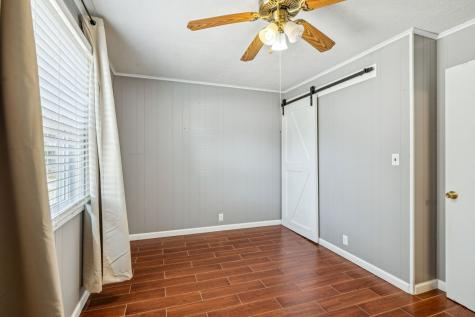 824 Driftwood Drive Lobelville TN 37097