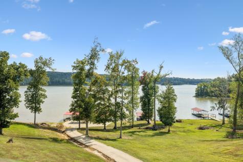 824 Driftwood Drive Lobelville TN 37097
