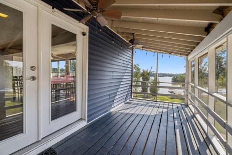 824 Driftwood Drive Lobelville TN 37097