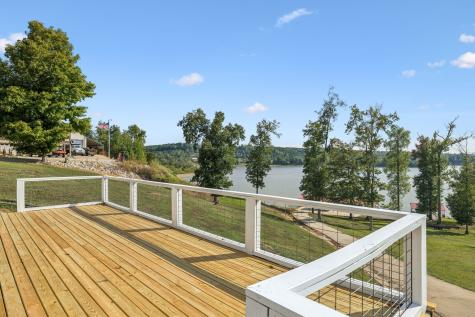 824 Driftwood Drive Lobelville TN 37097