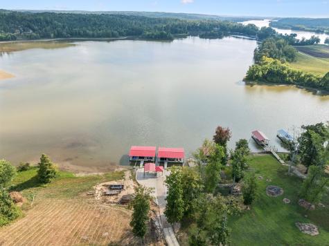 824 Driftwood Drive Lobelville TN 37097