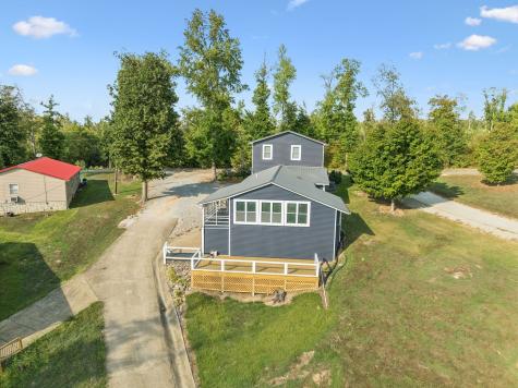 824 Driftwood Drive Lobelville TN 37097