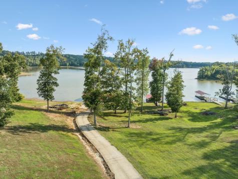 824 Driftwood Drive Lobelville TN 37097