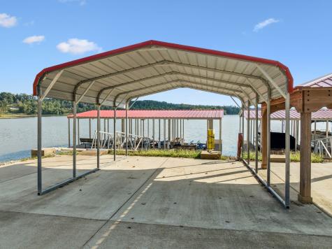 824 Driftwood Drive Lobelville TN 37097
