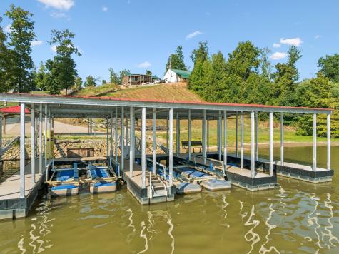 824 Driftwood Drive Lobelville TN 37097