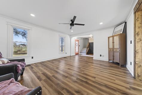 322 Shun Pike Cottontown TN 37048
