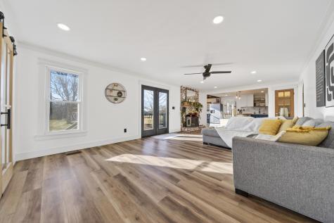322 Shun Pike Cottontown TN 37048