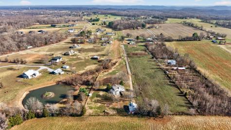 322 Shun Pike Cottontown TN 37048