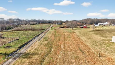 322 Shun Pike Cottontown TN 37048