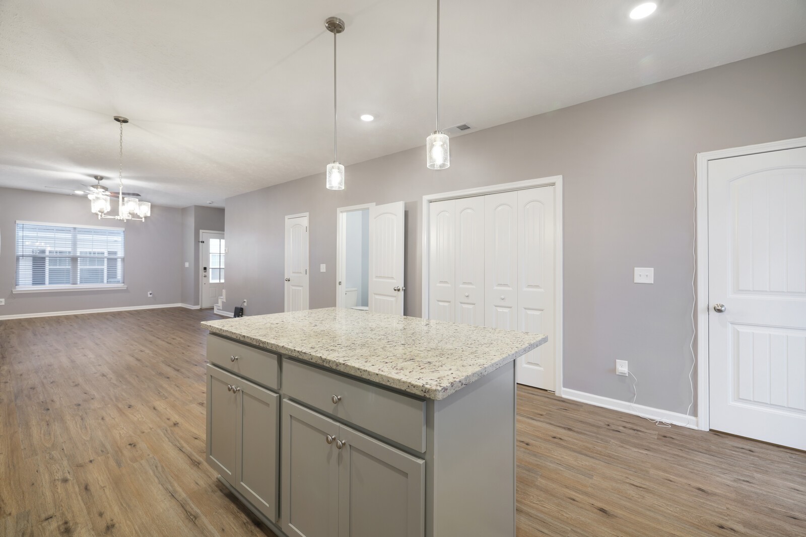 412 Moshe Mualem Place La Vergne TN 37086