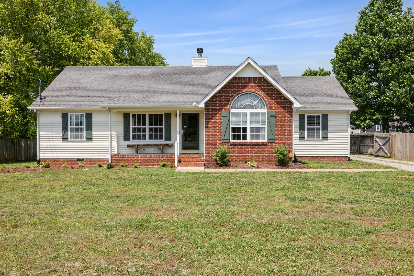 136 Fall Creek Drive Murfreesboro TN 37129