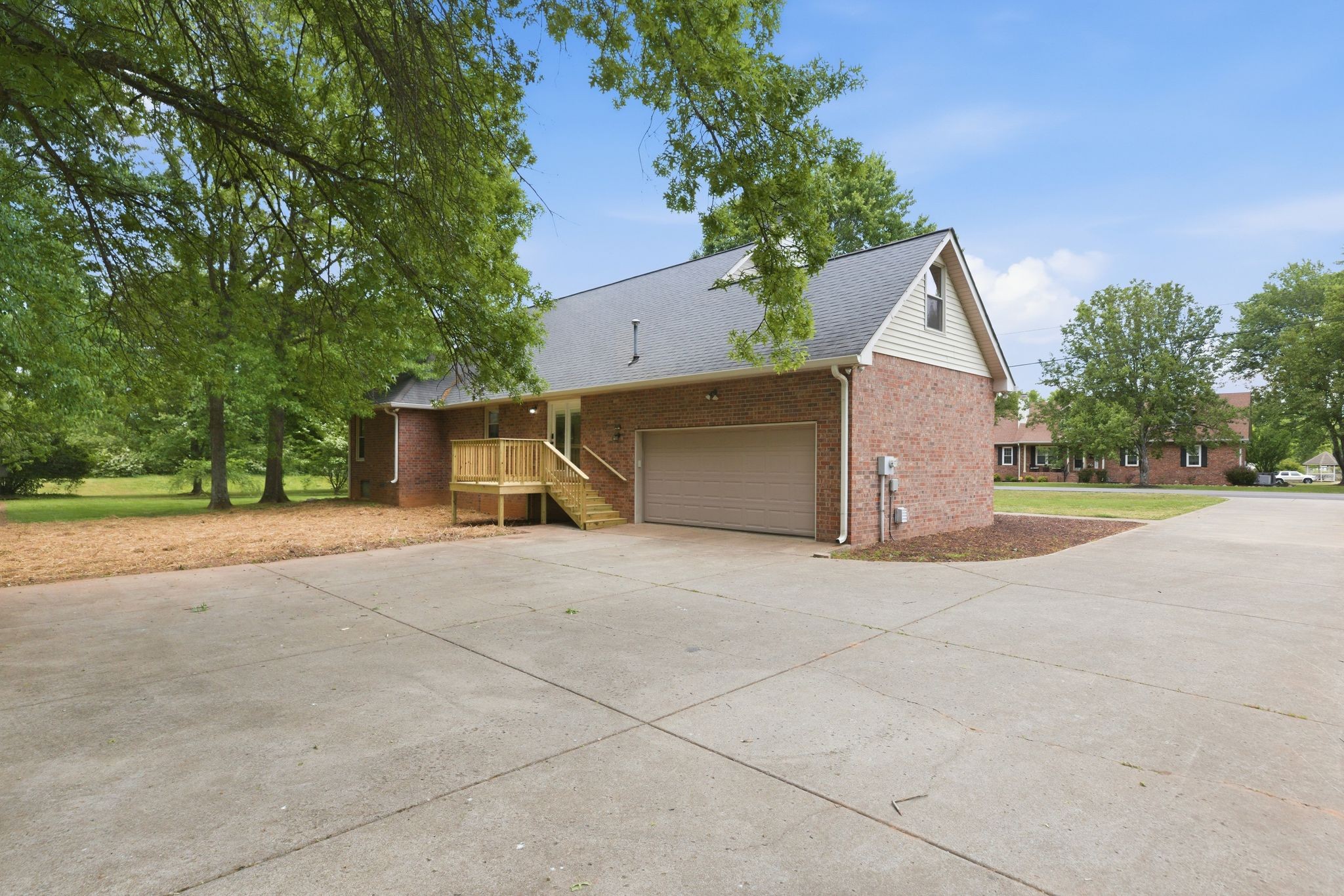 2306 Red Mile Road Murfreesboro TN 37127