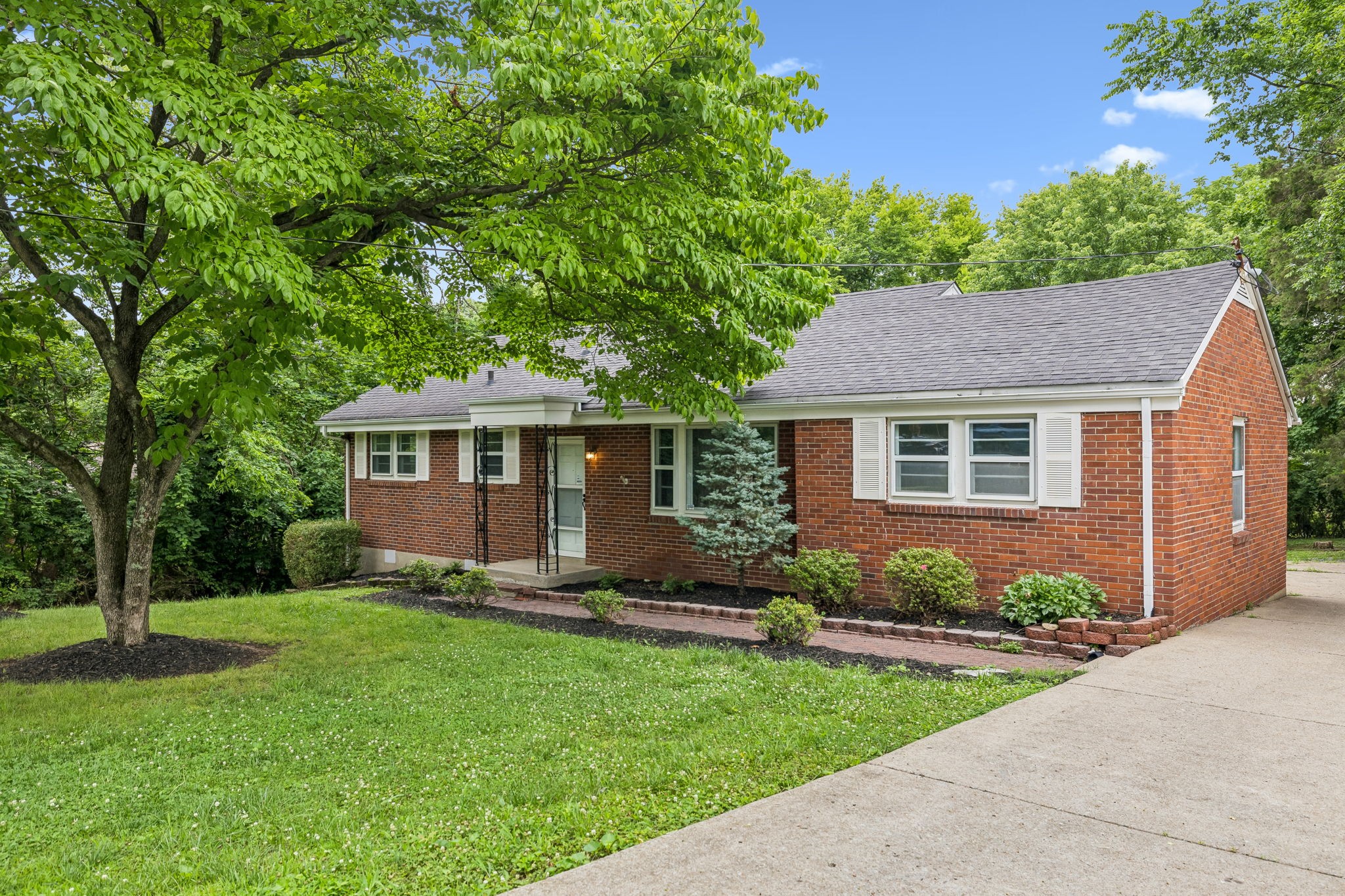 2624 Emery Drive Nashville TN 37214