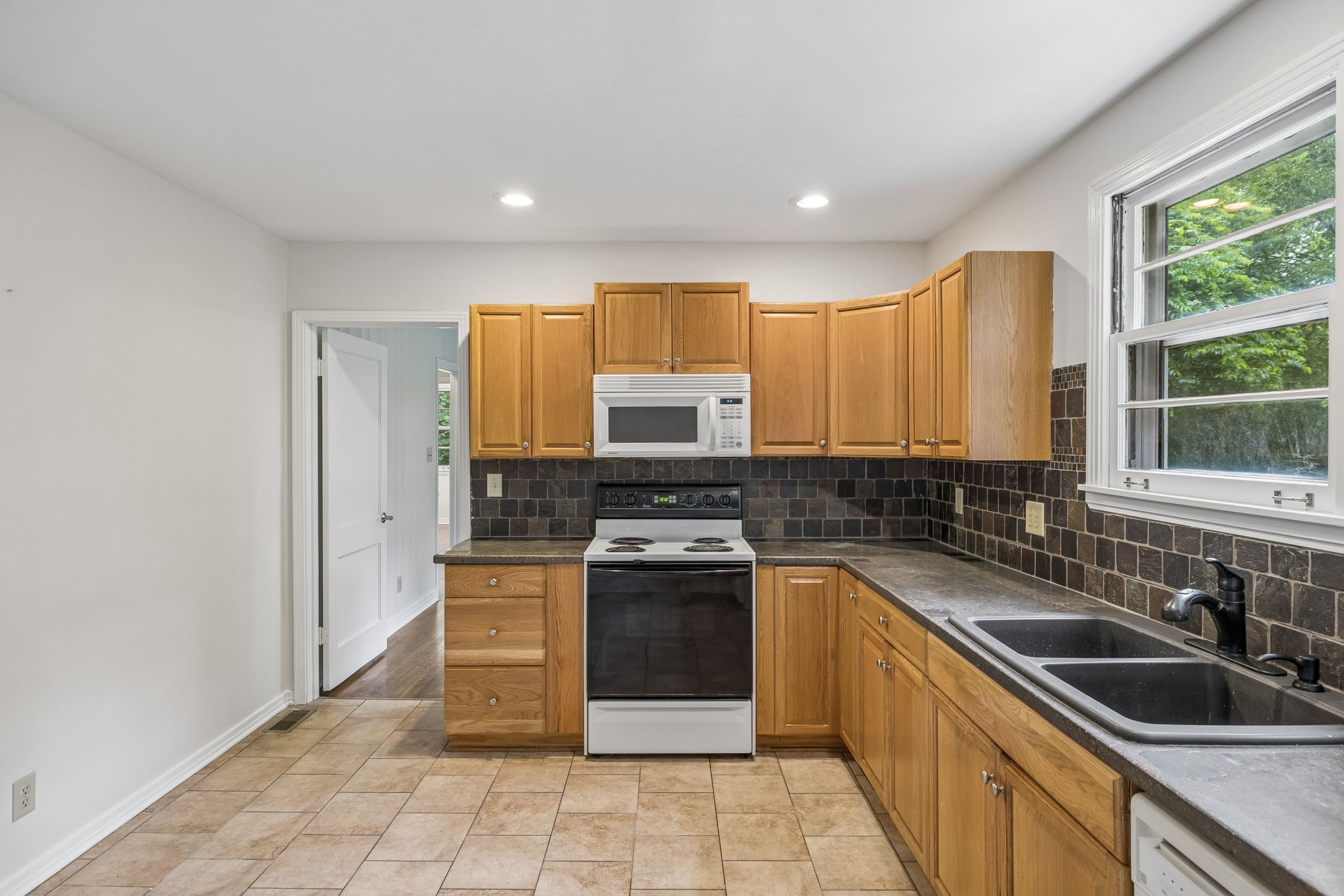 2624 Emery Drive Nashville TN 37214