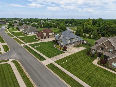 82 Pikes Peak Way Bowling Green KY 42104