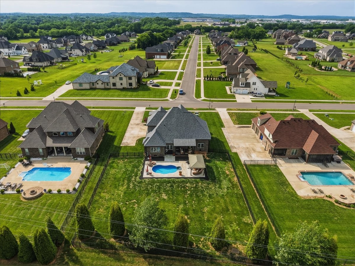 82 Pikes Peak Way Bowling Green KY 42104