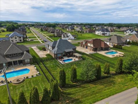 82 Pikes Peak Way Bowling Green KY 42104