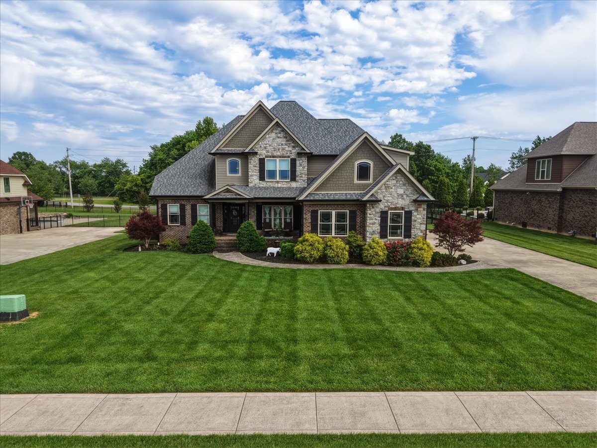 82 Pikes Peak Way Bowling Green KY 42104