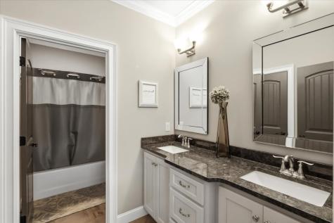 82 Pikes Peak Way Bowling Green KY 42104