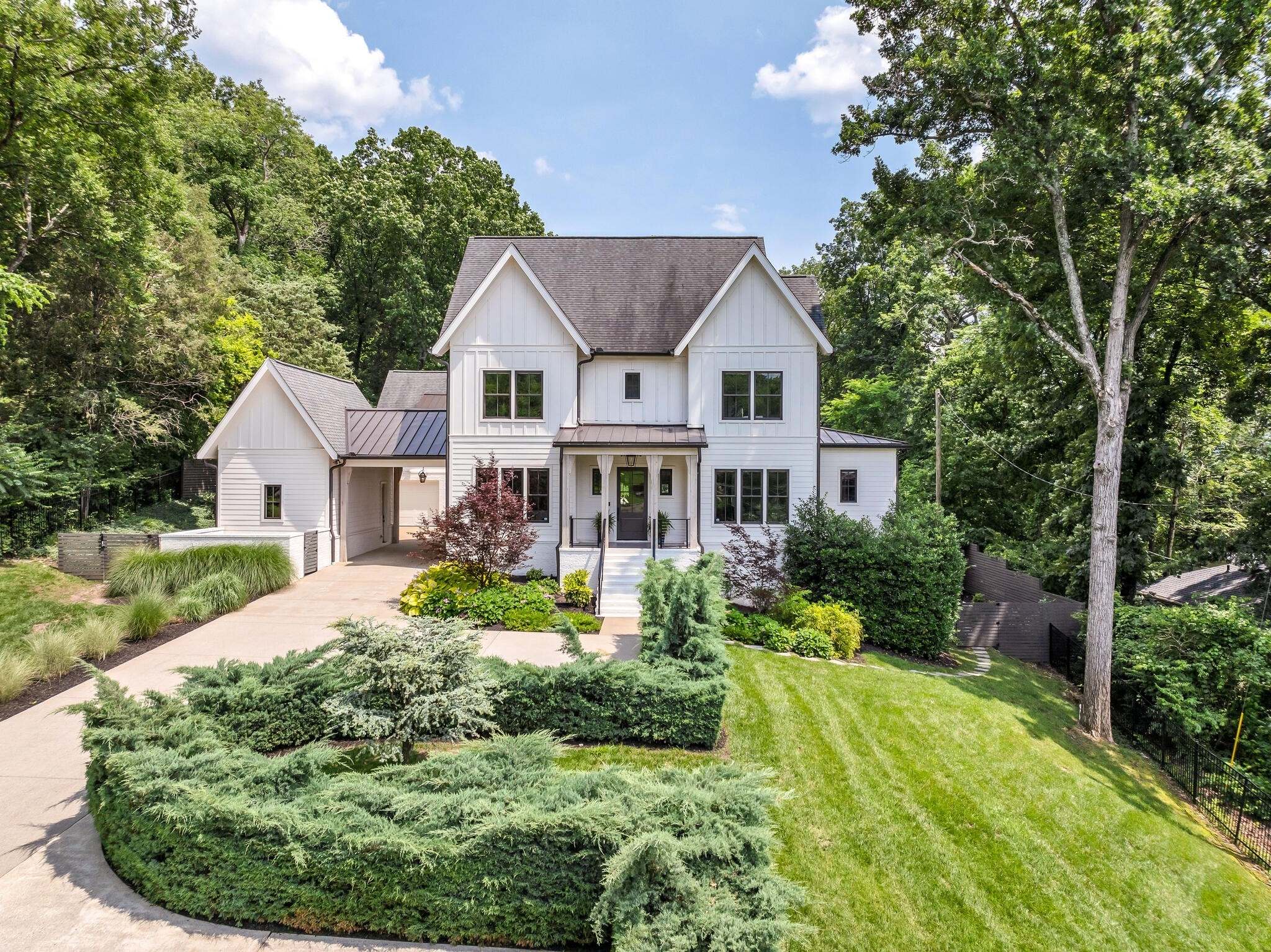 4527 Beacon Drive Nashville TN 37215