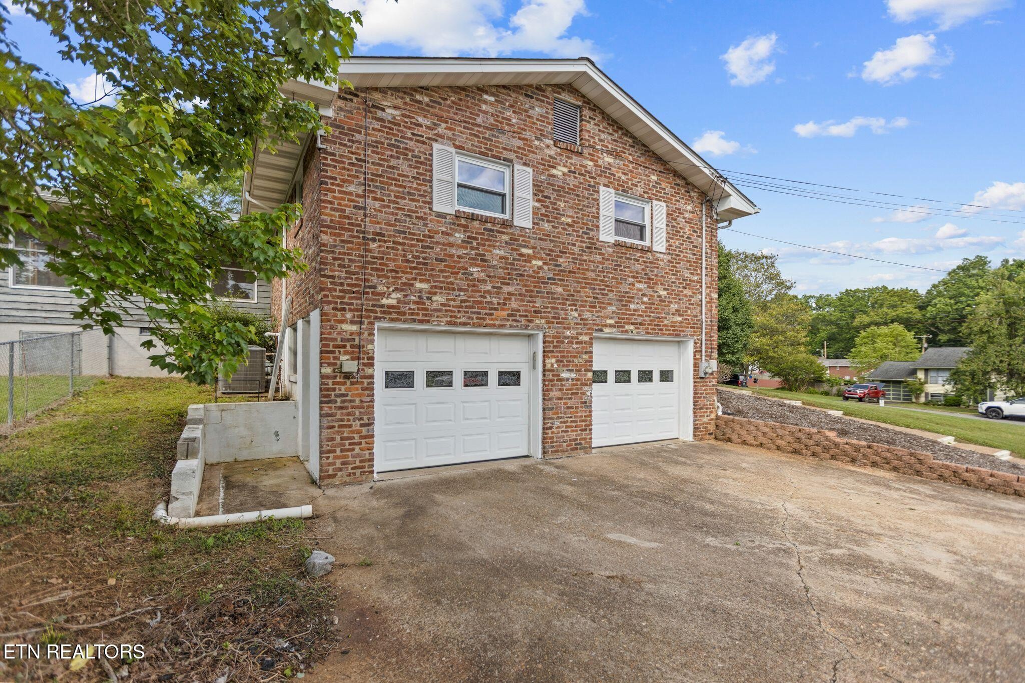 1025 Lancewood Drive Knoxville TN 37920