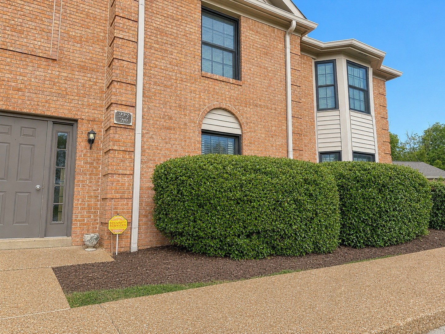 219 Ellington Place Madison TN 37115