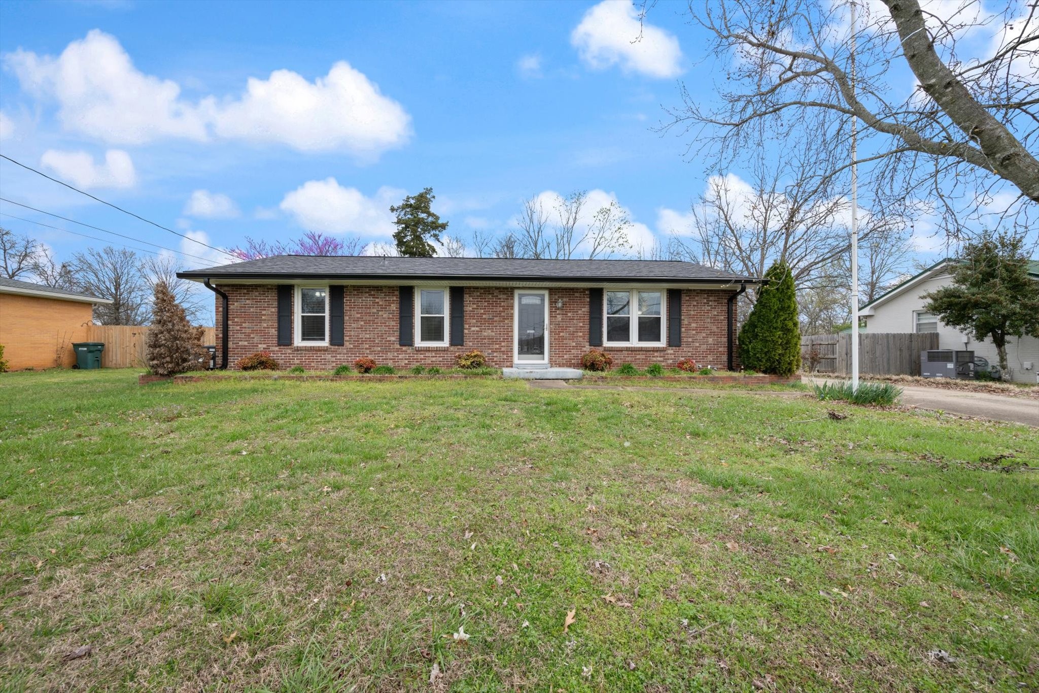 615 Rosa Drive Lebanon TN 37087