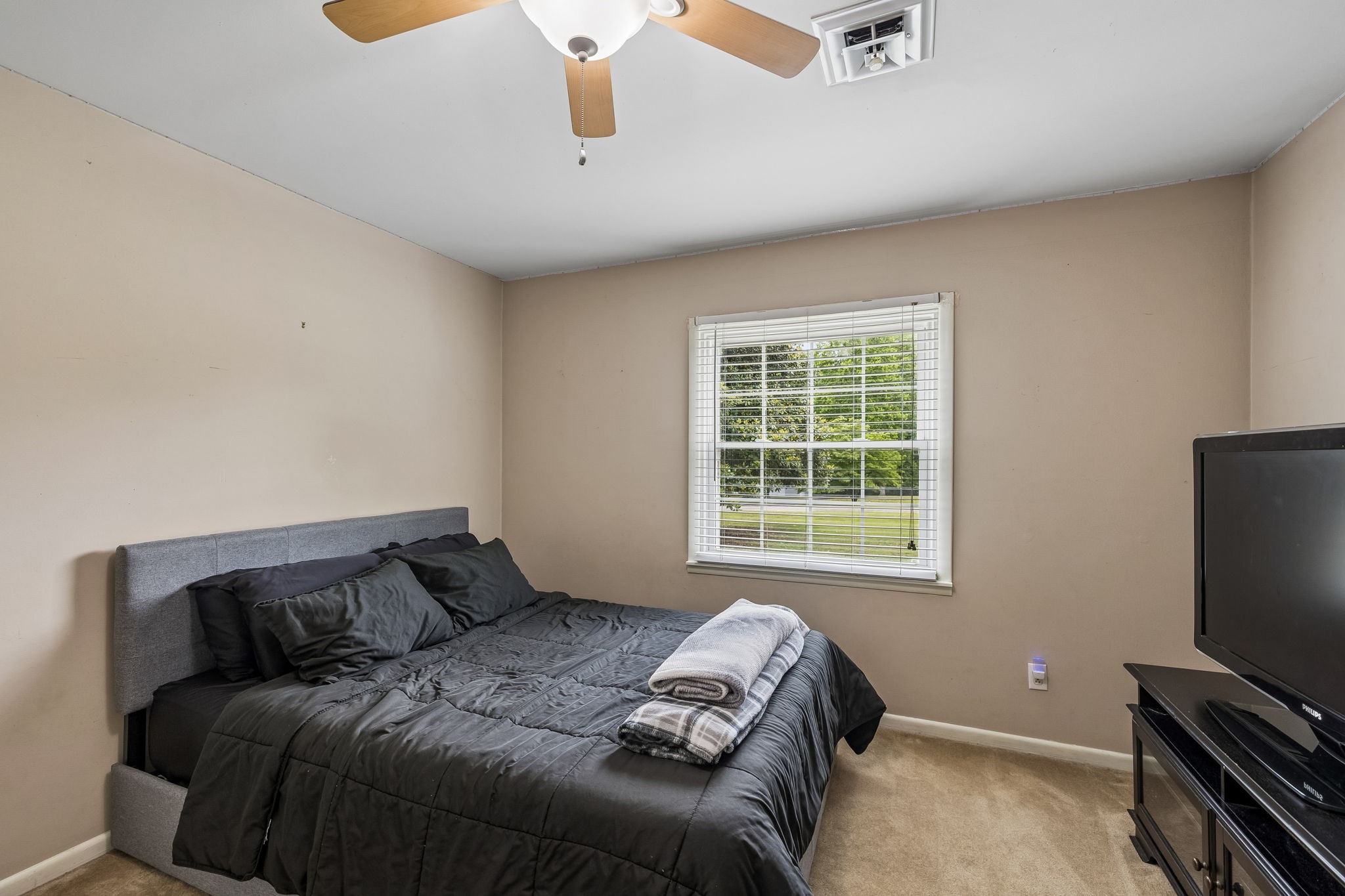 220 Lakewood Drive Tullahoma TN 37388