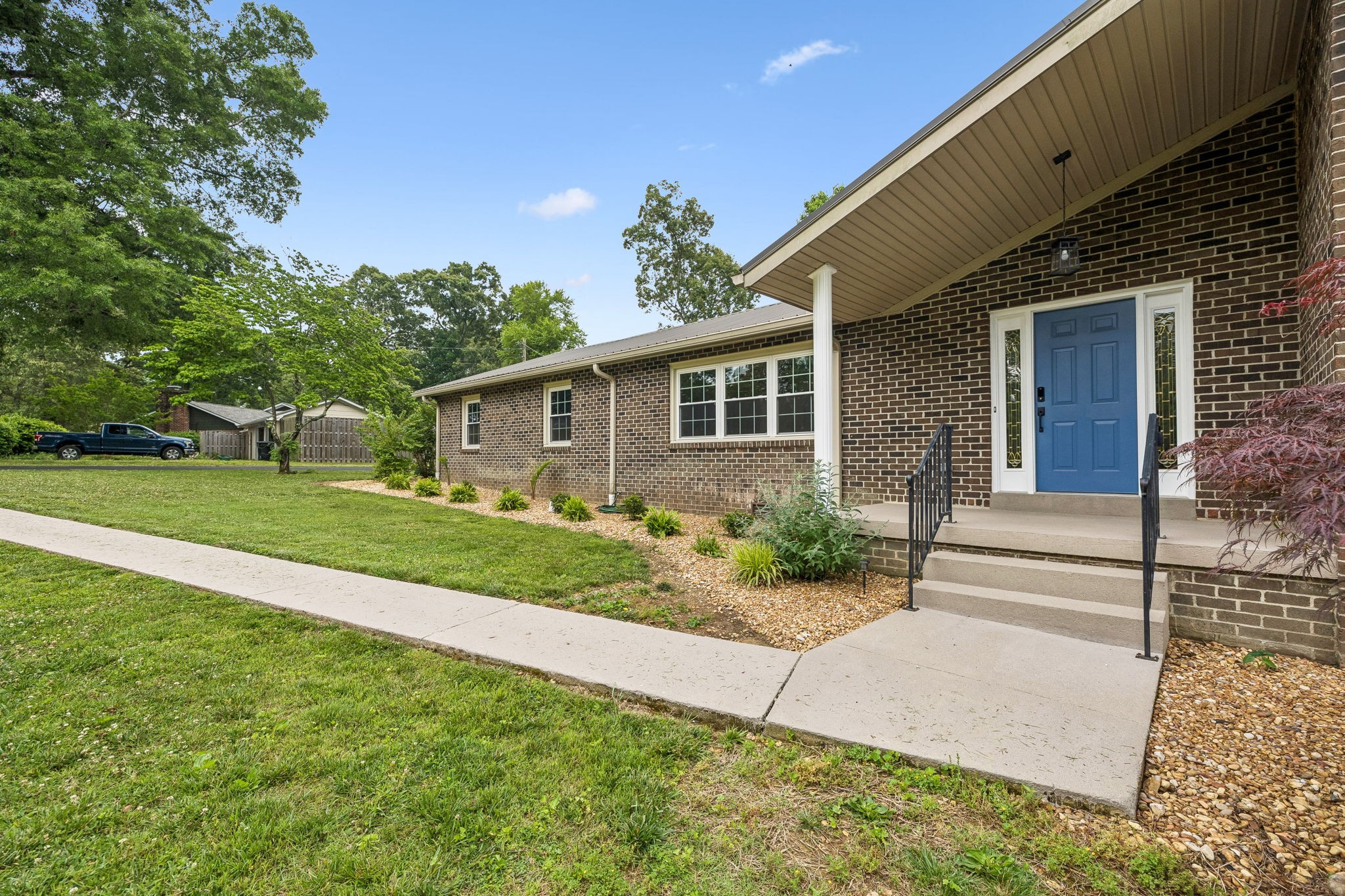 220 Lakewood Drive Tullahoma TN 37388