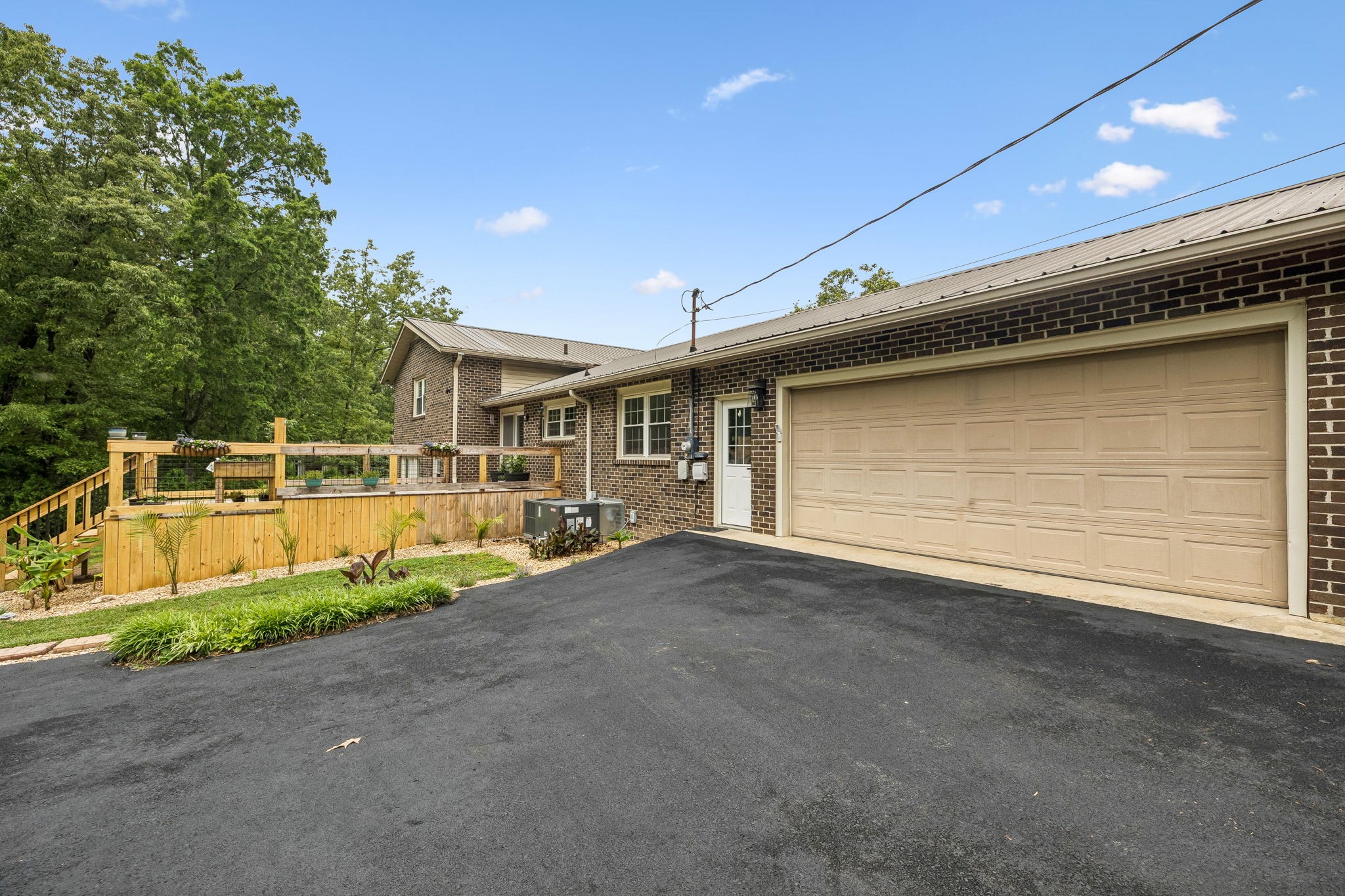 220 Lakewood Drive Tullahoma TN 37388