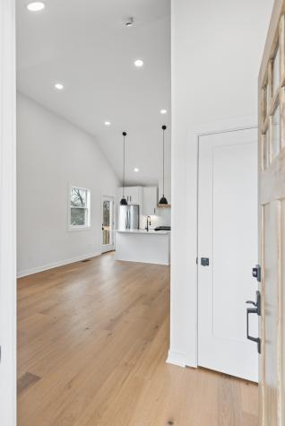 841 Seymour Avenue Nashville TN 37206