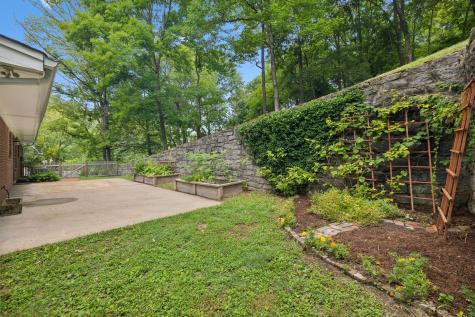 220 Baskin Drive Nashville TN 37205