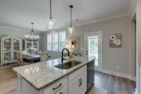 588 Davis Valley Drive Columbia TN 38401