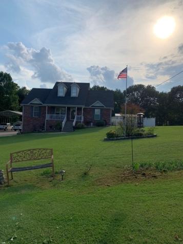 6012 Hill Circle Bon Aqua TN 37025