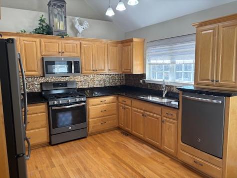 6012 Hill Circle Bon Aqua TN 37025