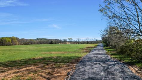 545 Turkey Trot Pvt Lane Cottontown TN 37048