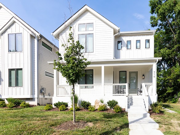 916 11th Ave, N Nashville TN 37208
