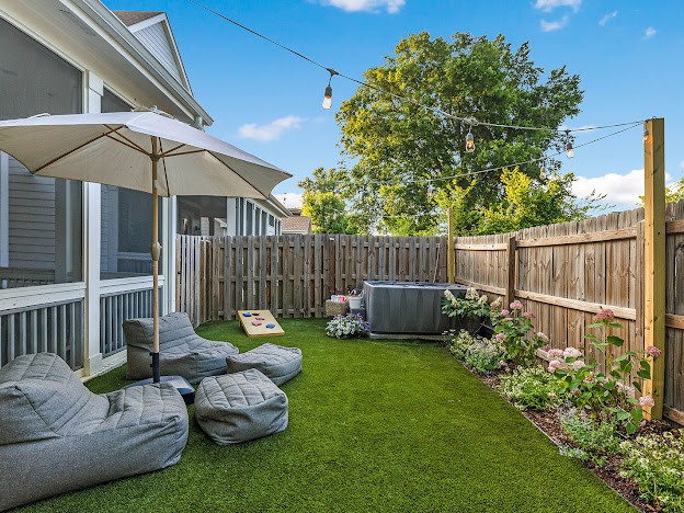 916 11th Ave, N Nashville TN 37208