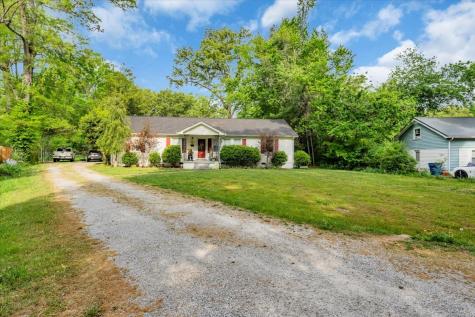 1006 Evins Street Manchester TN 37355