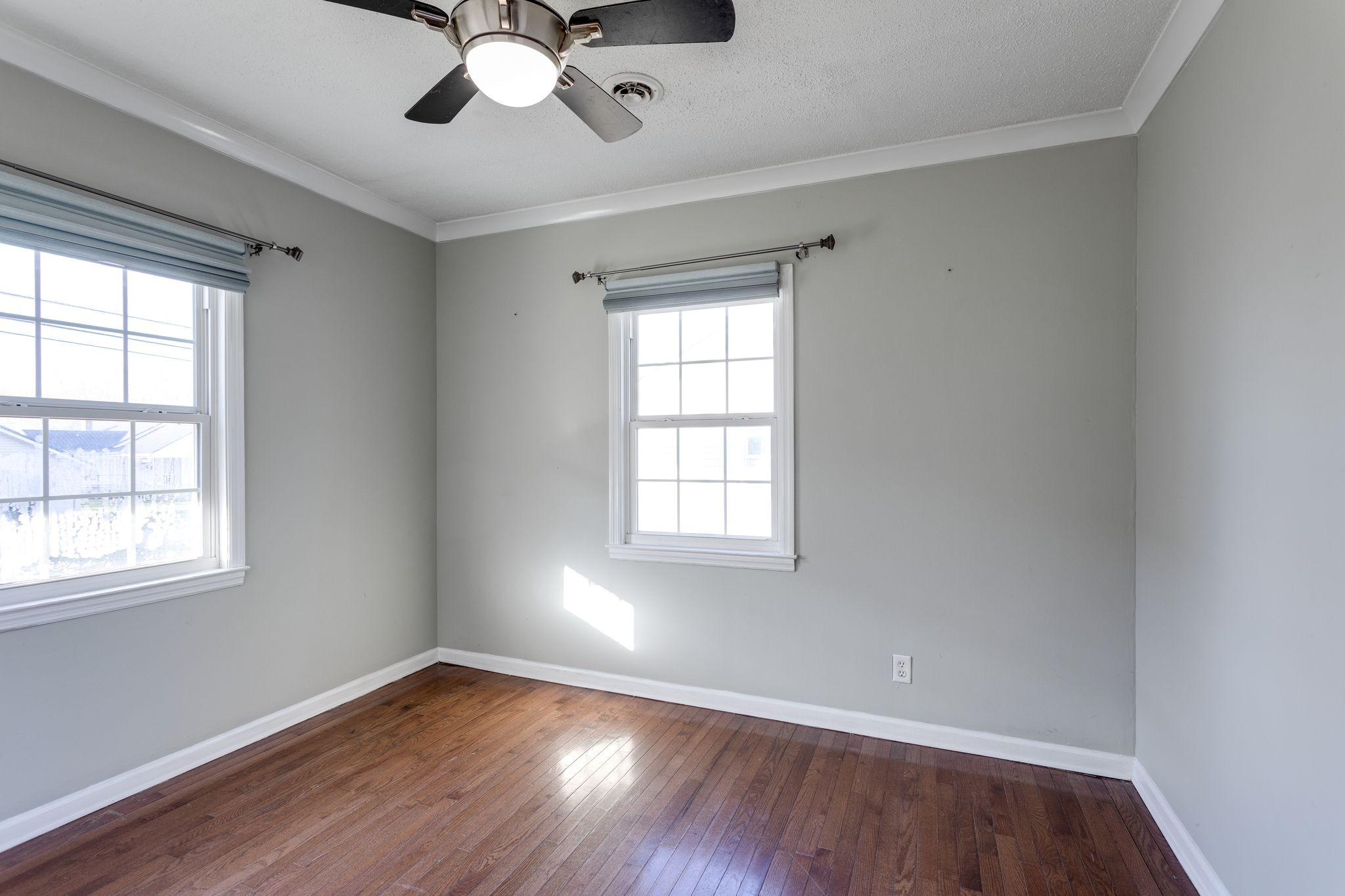 1019 E Valley Drive Columbia TN 38401