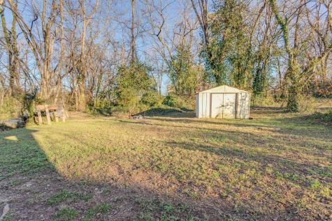 1019 E Valley Drive Columbia TN 38401
