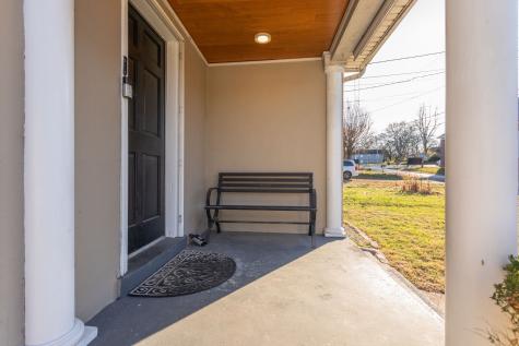 1019 E Valley Drive Columbia TN 38401